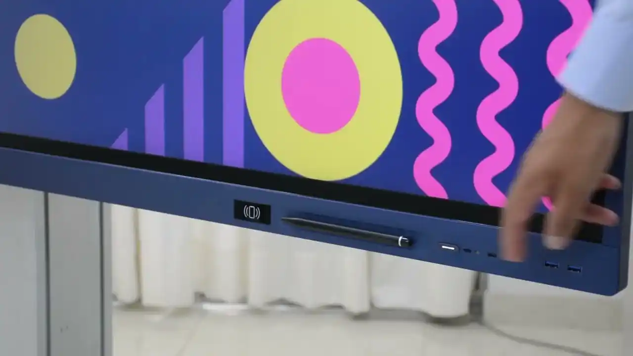 Previsualización del video de Pantallas interactivas Perú