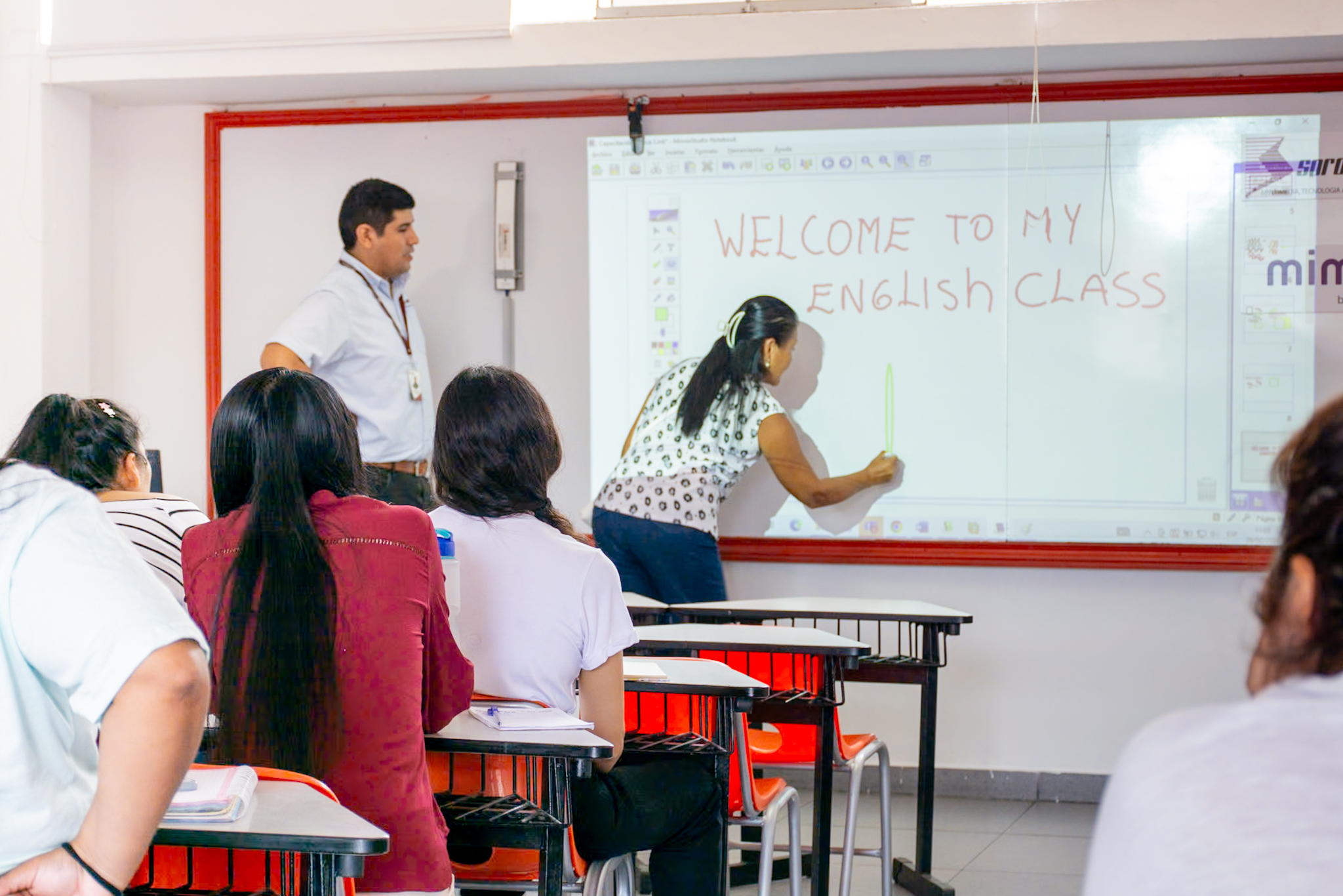 Colegio Palas Atenea – MimioClassroom Certified